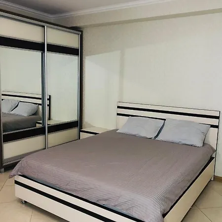 Appartamento Apartament 1 Camera Centru